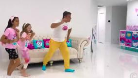 ناستیا و بابایی - داستان اهمیت مراقبت از سلامتی - کودک جدید - استیسی شو