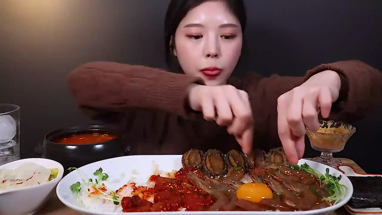 چالش فود اسمر..چالش غذا خوردن...قسمت۴۲