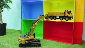 ماشین بازی با ماشین اسباب بازی : برنامه کودک بازی با کامیون، تراکتور و جرثقیل