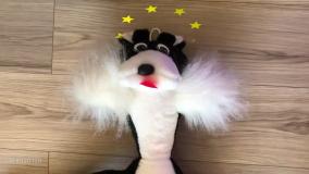 ماشین بازی کودکانه - بازی پسربچه با اسباب بازی ماشین های بزرگ