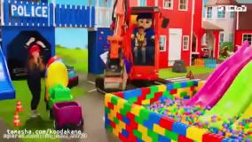 کارتون ماشین بازی کودکانه با سرسره رنگی - ماشین پلیس - کلیپ کودکانه