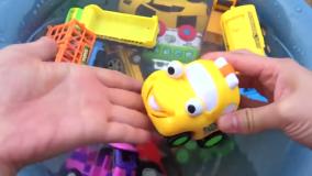 ماشین بازی کودکانه - بیل مکانیکی، ماشین آتش نشانی، ماشین های پلیس وسایل نقلیه