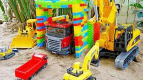 اسباب بازی کودکانه/ماشین بازی/نجات اتوبوس/جرثقیل/کامیون/مکعب های خانه سازی/لودر