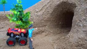 ماشین بازی کودکانه ، هیولا و ماشین ها ، اسباب بازی و مک کویین،ماشین بازی کودکانه