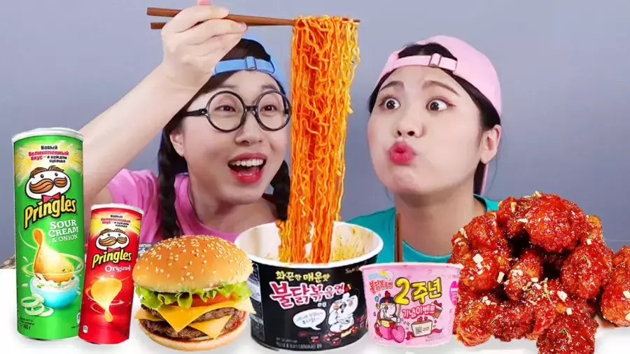 موکاچو: چالش خنده‌دار غذا خوری که نباید از دست بدهید!