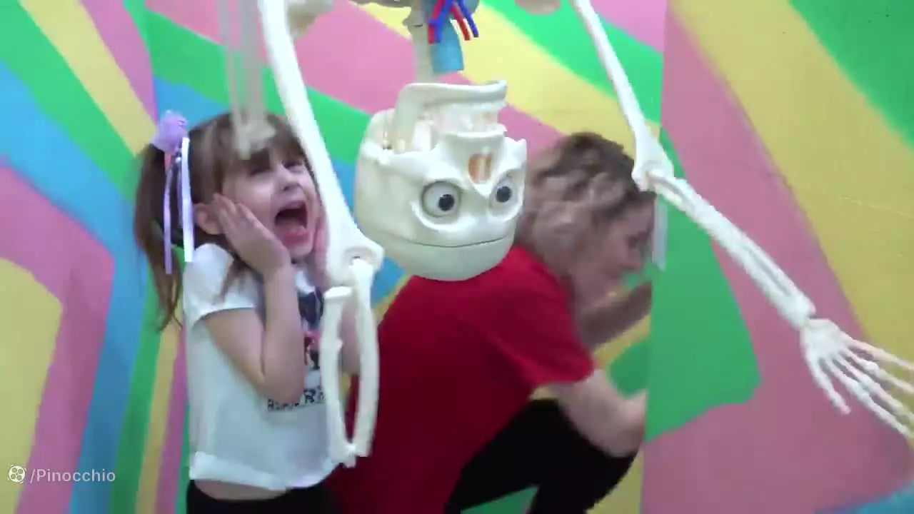 ماجرای جدید آیوا و مامان: سرگرمی‌های دخترانه برای بچه‌ها