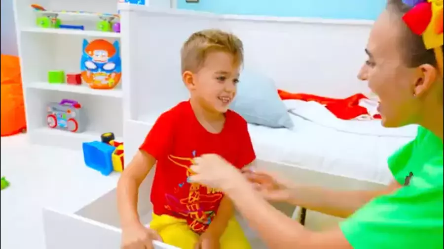 بانوان کودک :: ولاد و نیکی با بچه‌ها داستان‌های خانه بازی برای کودکان