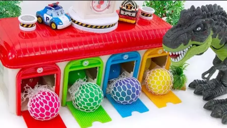 کارتون تایو | بازی با ماشین اسباب بازی جدید | دایناسور در گاراژ تایو