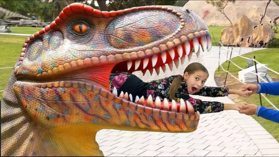 برنامه کودک سوفیا و پارک دایناسور ها