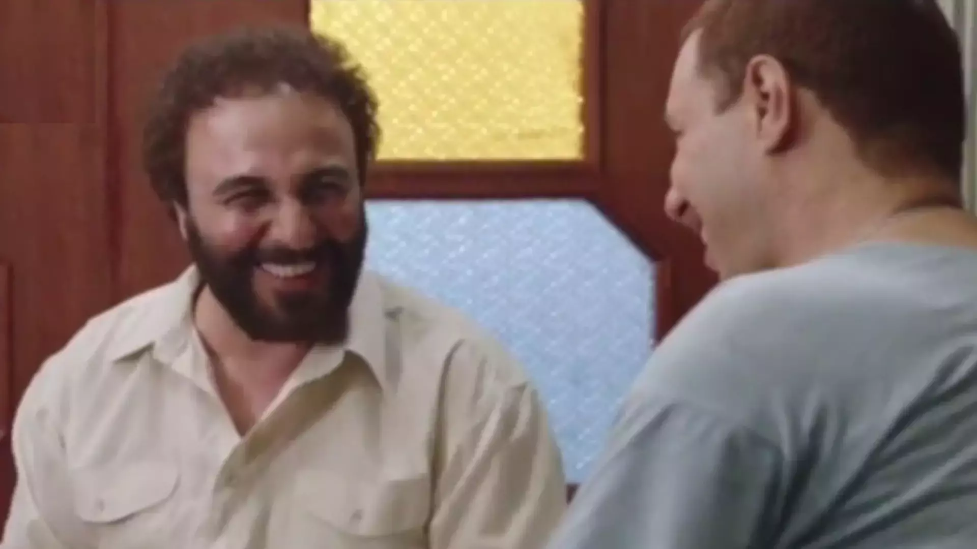 رضا عطاران و جواد عزتی در پشت صحنه فیلم هزارپا + لینک فیلم کامل در متن