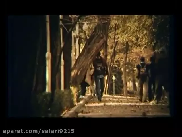 تیتراژ ابتدایی فیلم سینمایی دختری با کفش های کتانی (لینک در توضیحات)