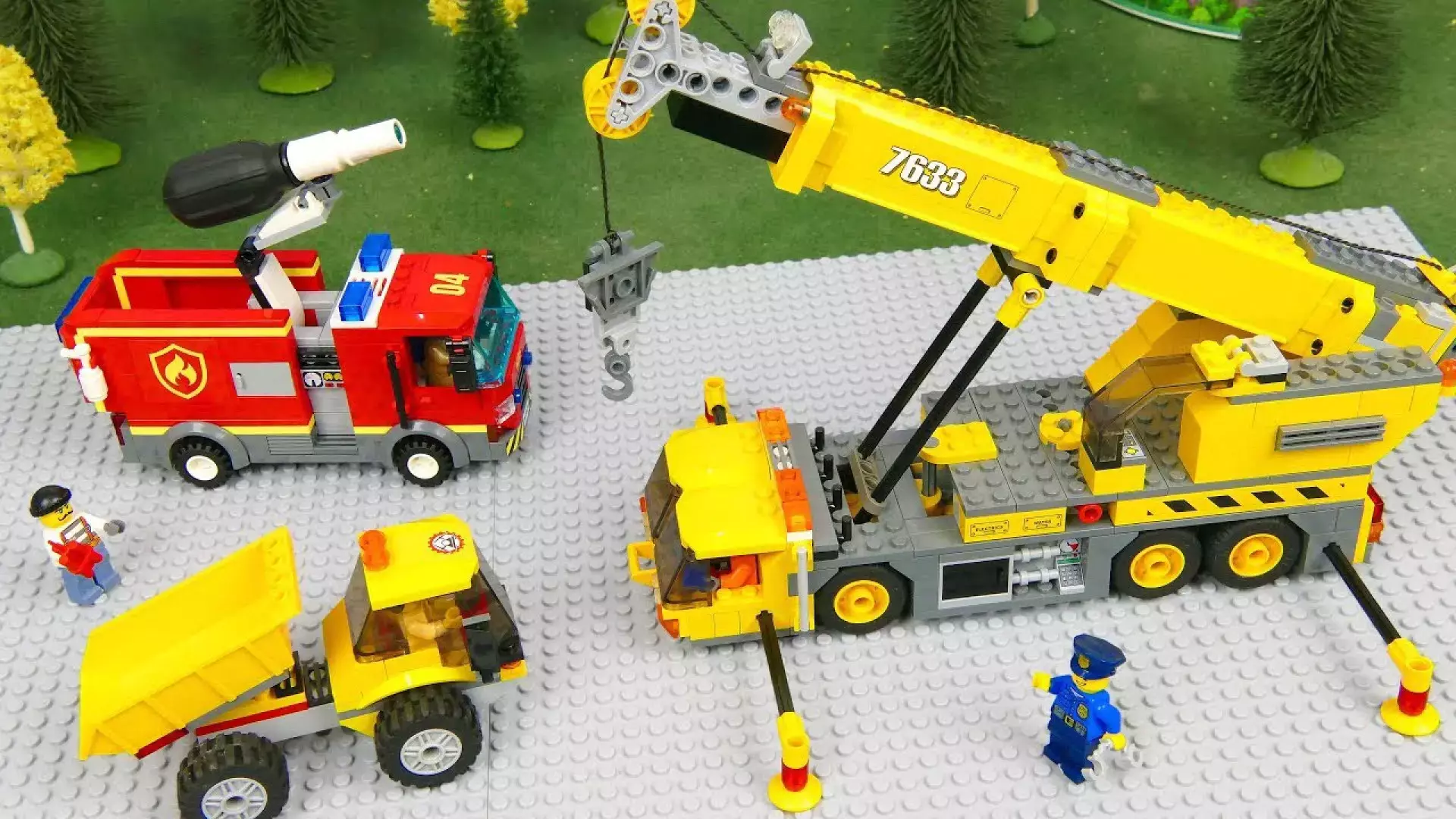 ماشین های قهرمان - کامیون آتش نشانی و جرثقیل گربه را نجات دادند - ماشین بازی