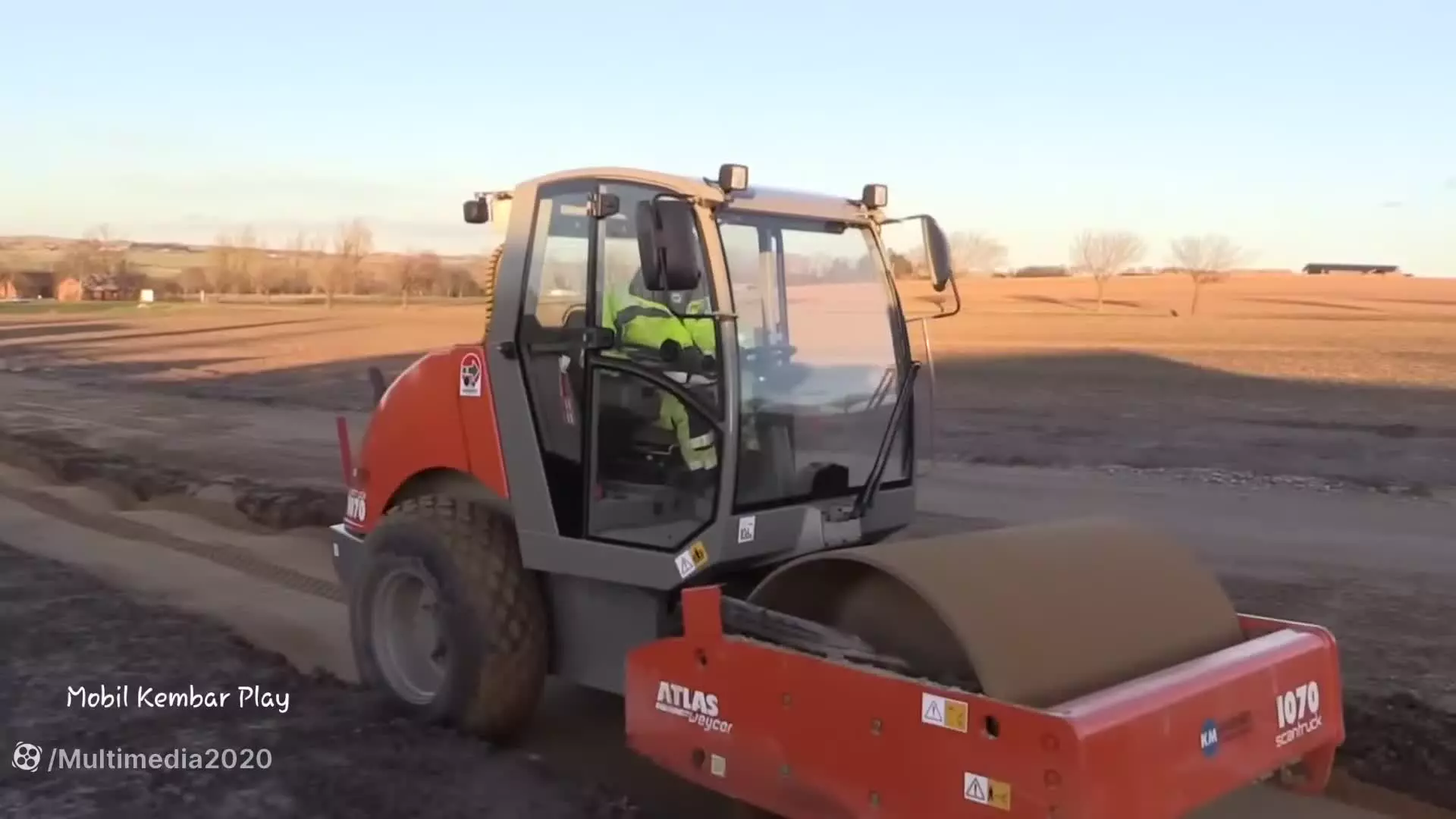 اسباب بازی ماشین بازی :: لیفتراک - بیل مکانیکی - هواپیما