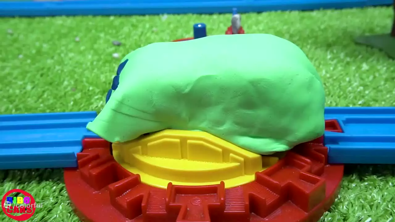 ماشین بازی طولانی ،کارتون ماشین بازی ،سرگرمی کودک ماشین بازی ، ماشین اسباب بازی