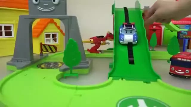 ماشین بازی کودکانه/اسباب بازی کودکانه