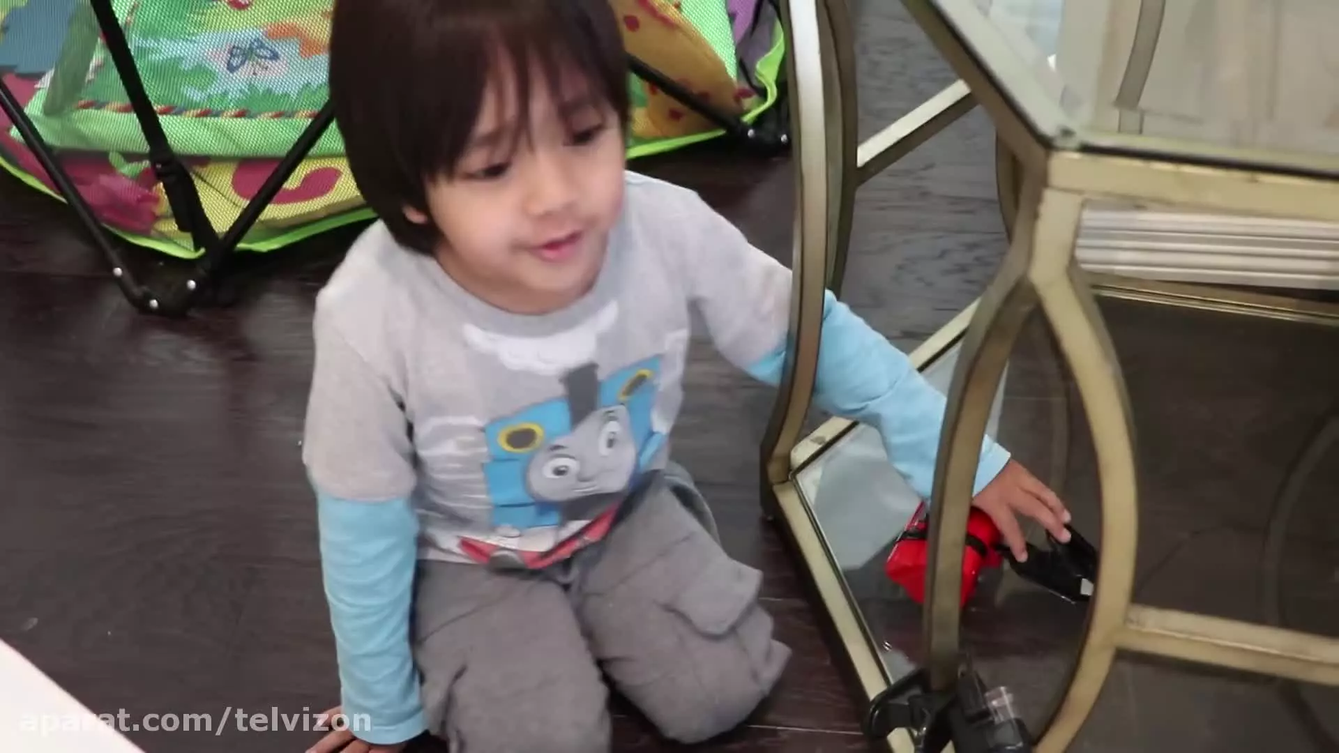 اسباب بازی بمب ساعتی | دنیای رایان (قسمت 612)