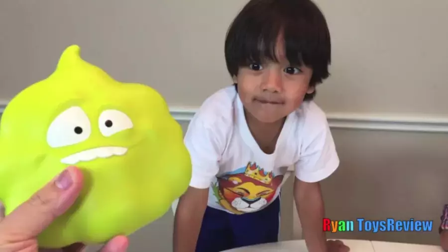 بازی با پی پی اسباب بازی | دنیای رایان (قسمت 471)