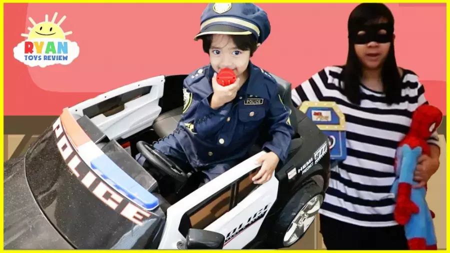 بازی دزد و پلیس با مامان | دنیای رایان (قسمت 717)