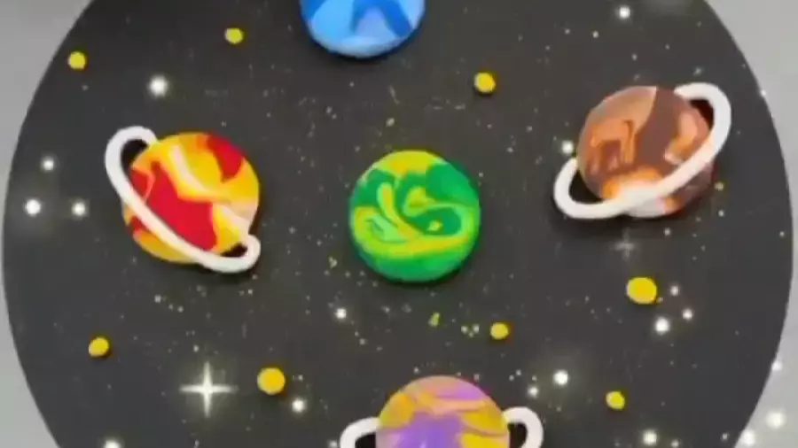 کاردستی از منظومه شمسی (خمیربازی کودک)