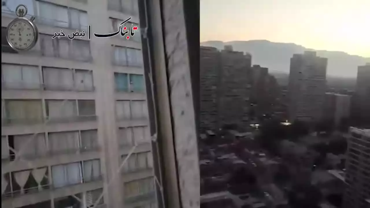 پایین کشیدن تصاویر مادورو در ونزوئلا توسط مخالفین