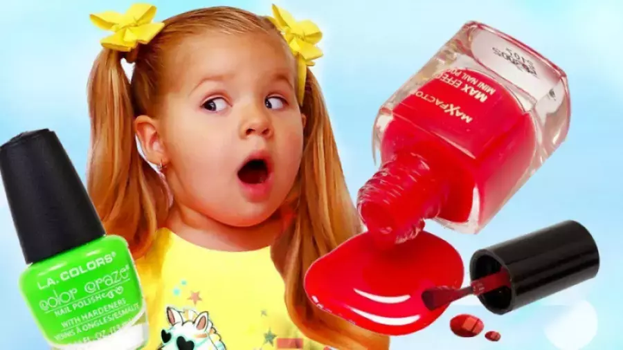 برنامه کودک دیانا و روما جدید: ماجراجویی جدید در سالن ناخن بچه‌ها!