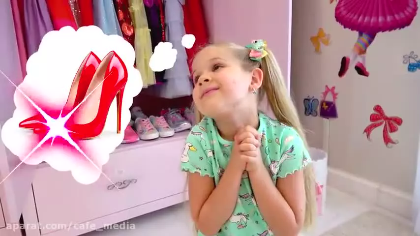 برنامه کودک دیانا و روما : داستان خنده دار با مامان و بابایی