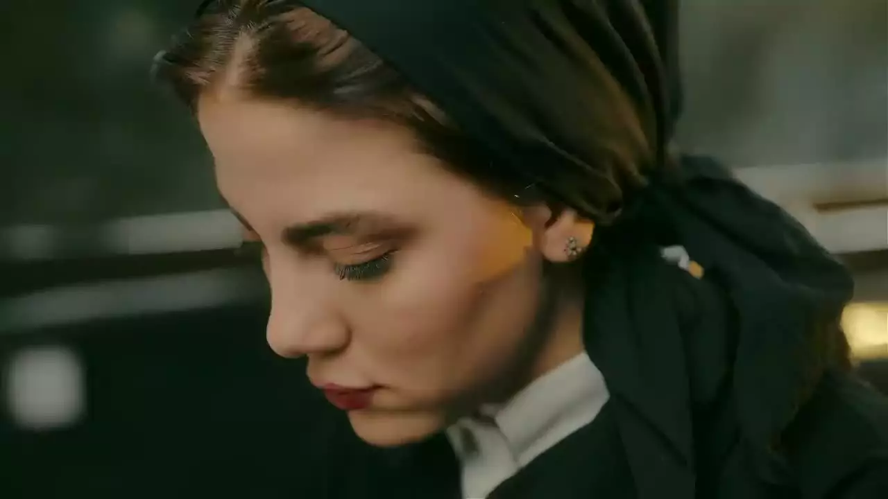 موزیک ویدیوی آهنگ کافه سامان جلیلی