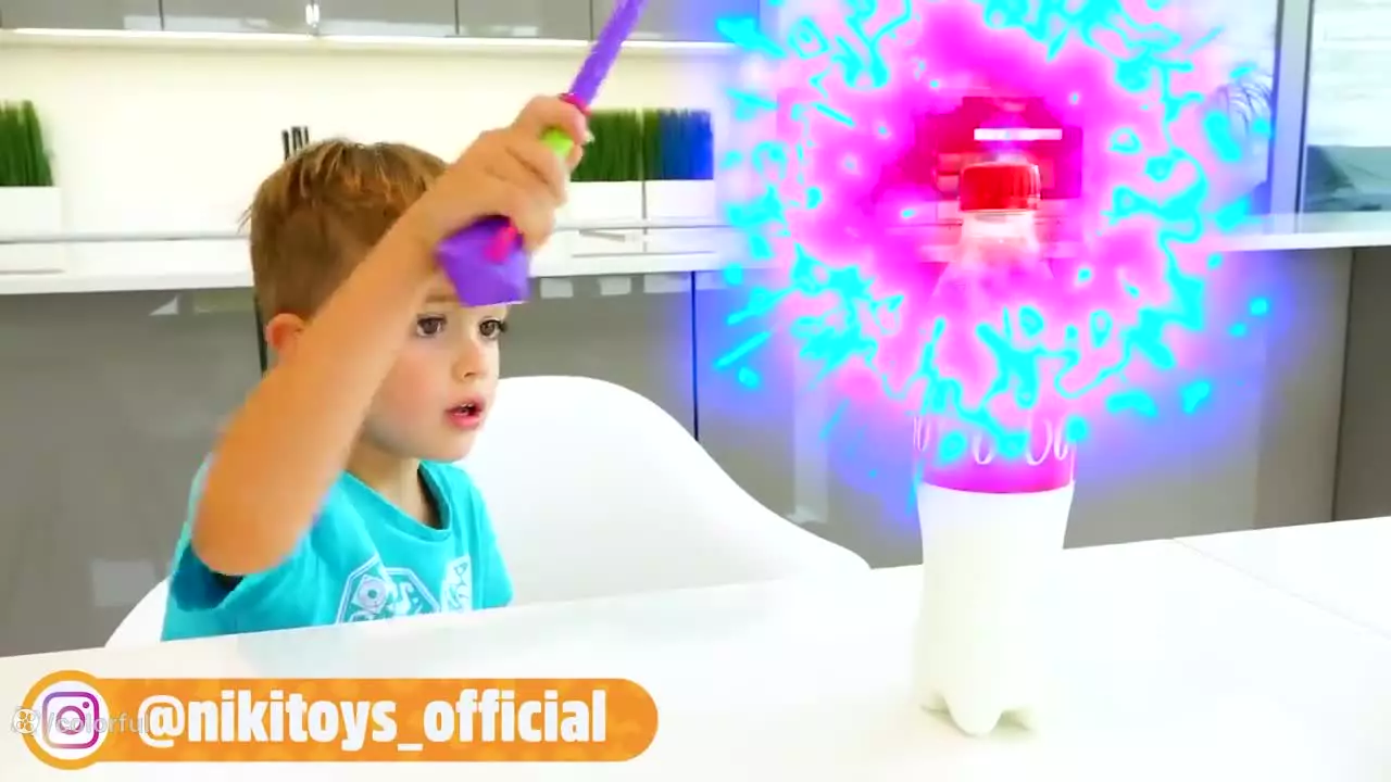 ولاد , کودک ولاد و نیکی , چالش اسباب بازی , ولادو نیکی جدید , سرگرمی کارتون ولاد