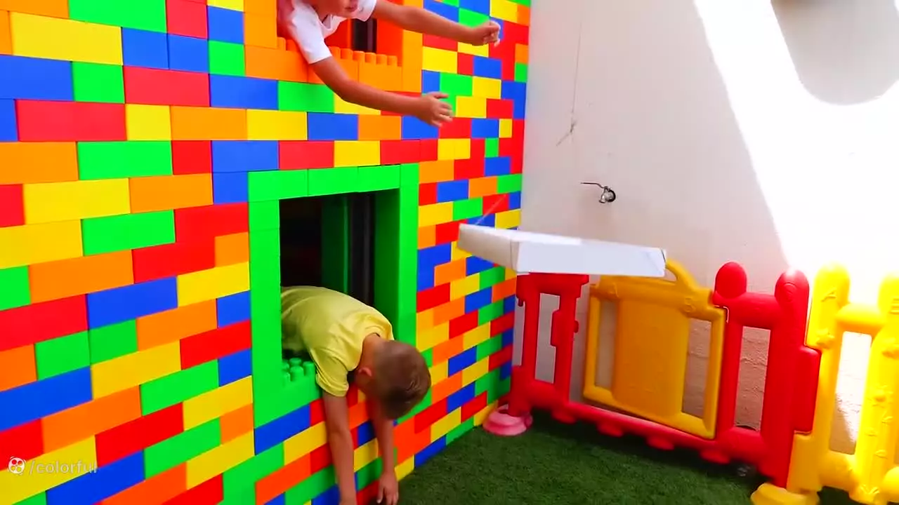 ولاد و نیکی ماجراجویی جدید-ولادعوض کردن پیتزا مامان-ولاد-ولاد نیکیتا -ولادو نیکی