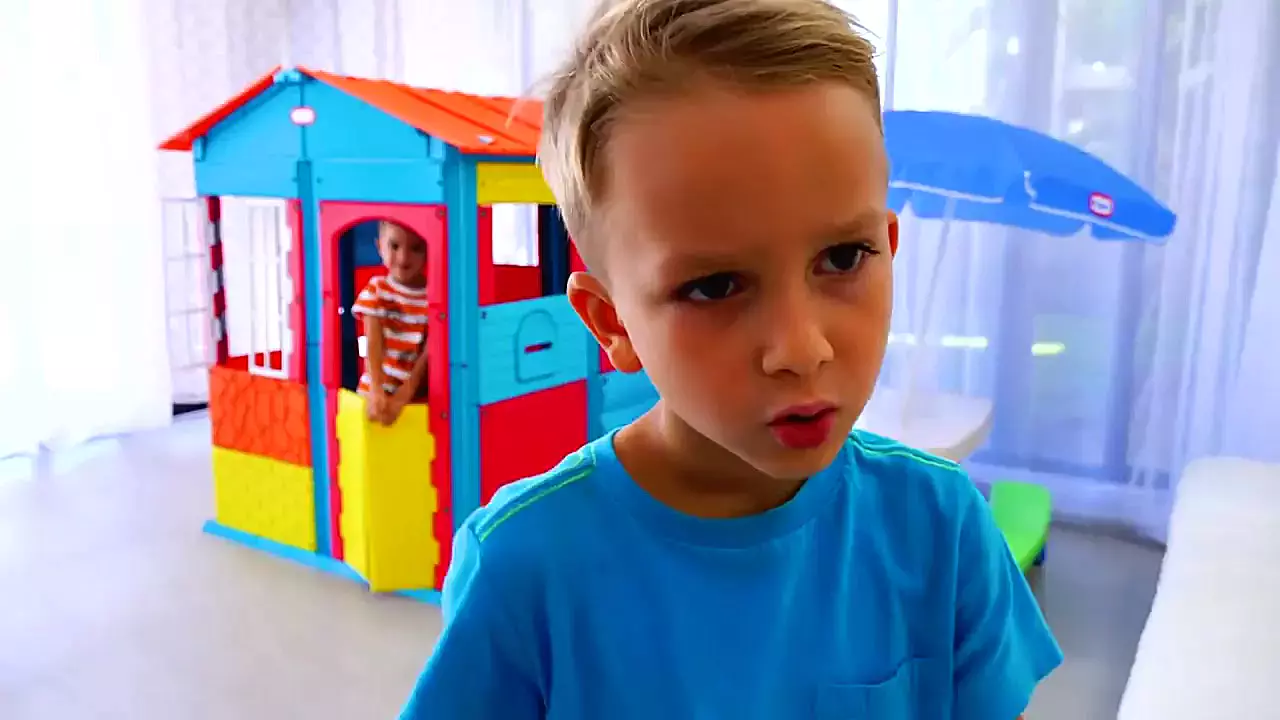 کارتون‌های ولاد و نیکی: خانه‌سازی با خلاقیت و سرگرمی