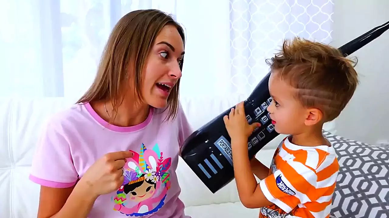 چگونه ولاد و نیکی با ماشین‌های جادویی سفر می‌کنند؟