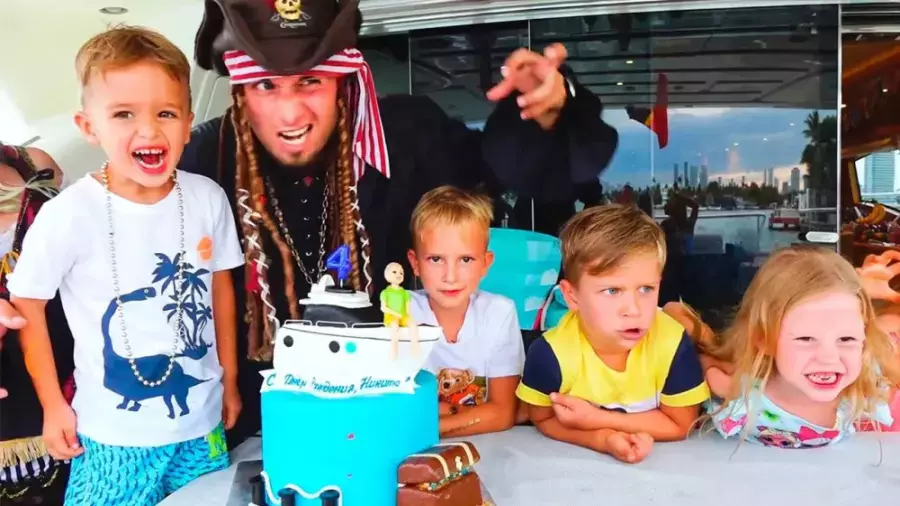 برنامه کودک ولاد و نیکی-بانوان سرگرمی-ولاد و نیکی و تولد دوست- بانوان کودک