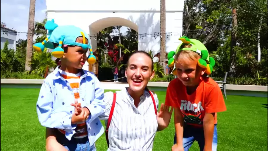 ماجراجویی‌های ولاد و نیکی در باغ وحش: کشف دنیای حیوانات!