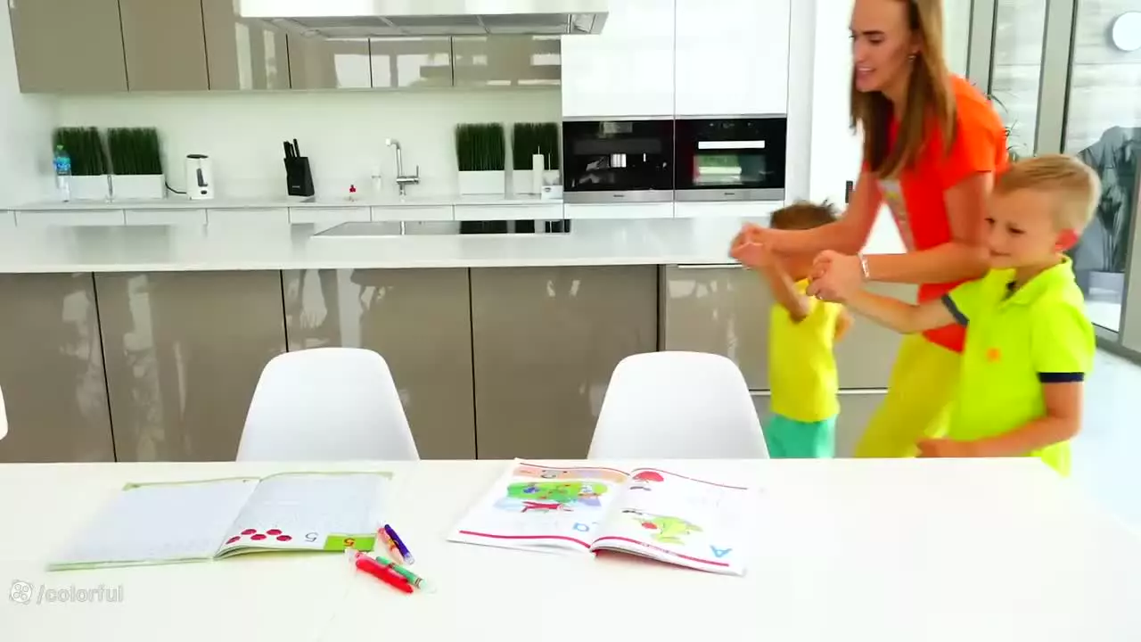 کارتون ولاد و نیکی _چالش اسلایم بادکنکی _ولادی نیکی جدید_برنامه کودک ولادو نیکی