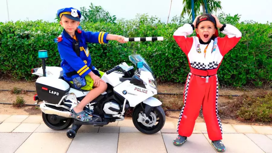 ولاد:: ولاد و نیکیتا::ولاد و نیکی جدید::برنامه کودک ولادو نیکی::ولاد ابرقهرمان