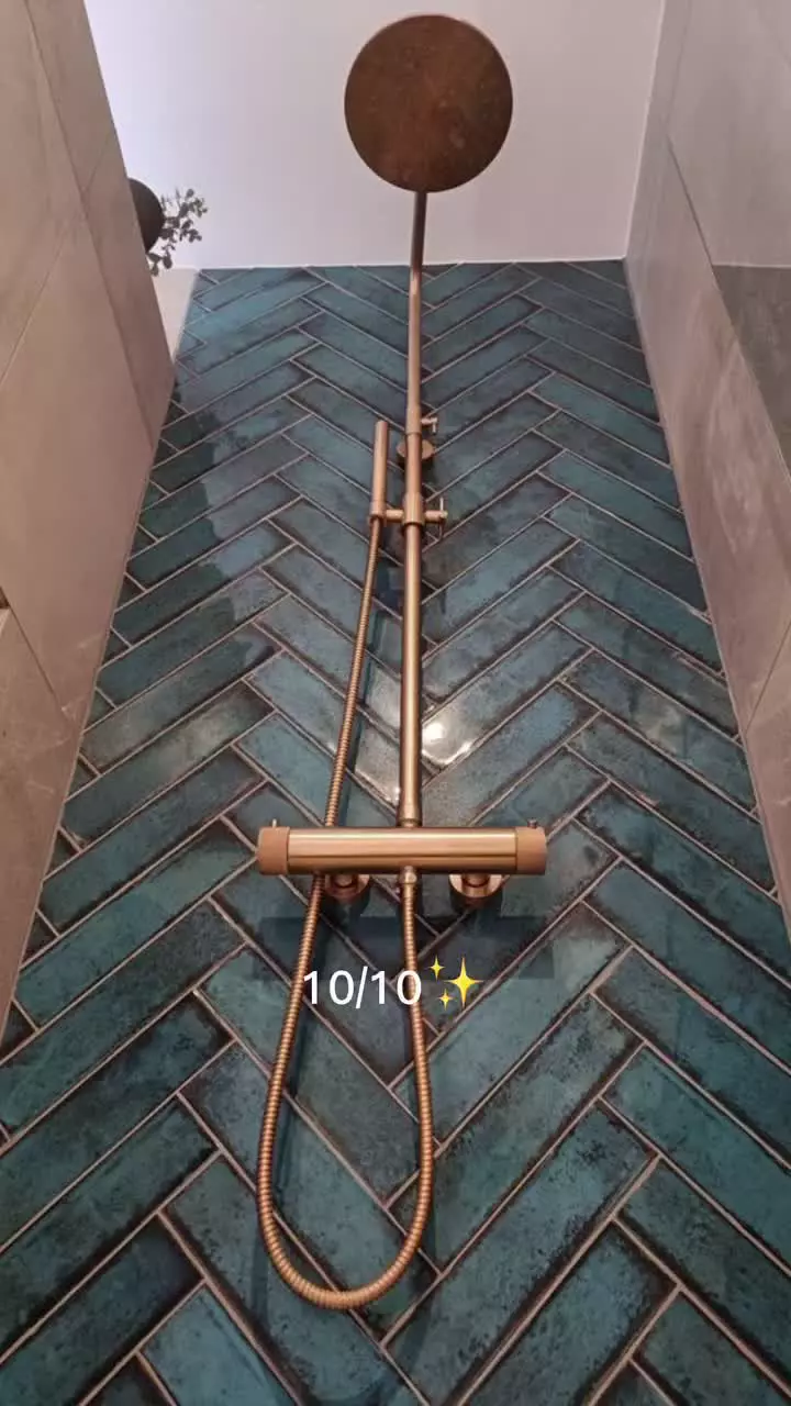 کاشی مترویی آرچی لرن بهترین انتخاب برای حمام و سرویس بهداشتی