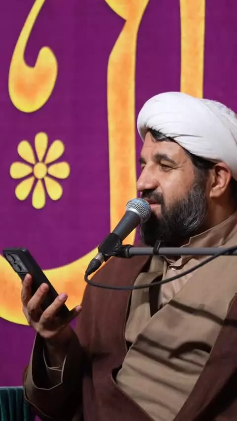 رفتار و سیره عاشقانه مولی هنگام‌ بارش باران |