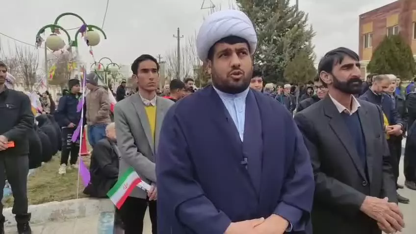 حضور مردم ولایتمدار شهر حمیل  در راهپیمایی ۲۲بهمن ماه