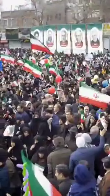 😍تصاویری به یادماندنی  از راهپیمایی مردم شهید پرور  مشهد مقدس در ۲۲ بهمن ۱۴۰۴