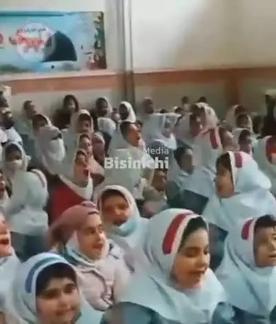 همیشه یه نفر خط‌شکن هست و بقیه به اون اقتدا میکنن