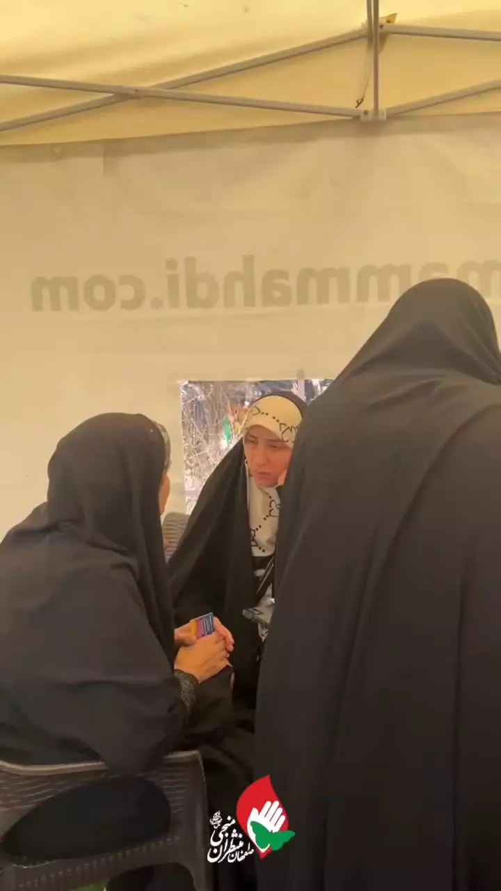🎞 پنجره ای متفاوت از غرفه های کمپین Who is Imam Mahdi  در اصفهان