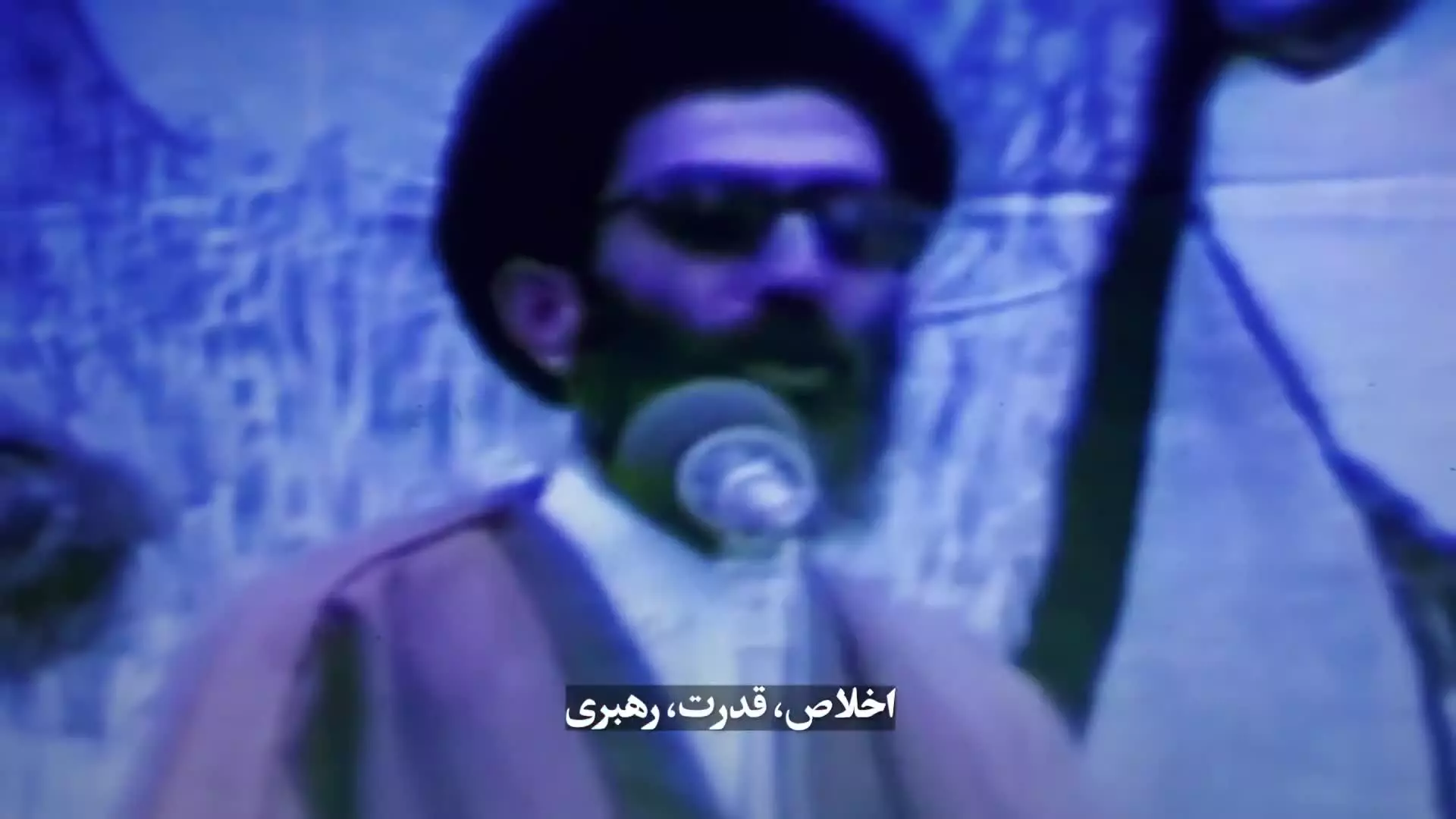هرچه بگردید مثل آقای خامنه ای پیدا نخواهید کرد...