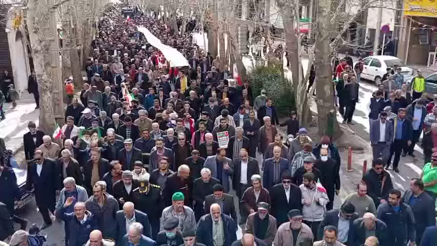 #پرچم_اتحاد | ویدیو ارسالی از راهپیمایی باشکوه ۲۲بهمن؛ شهر نطنز