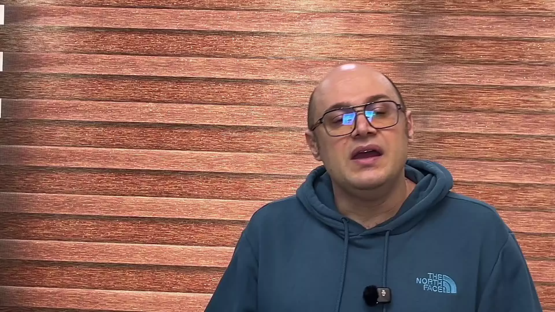 تعمیر راهبند در قنات کوثر