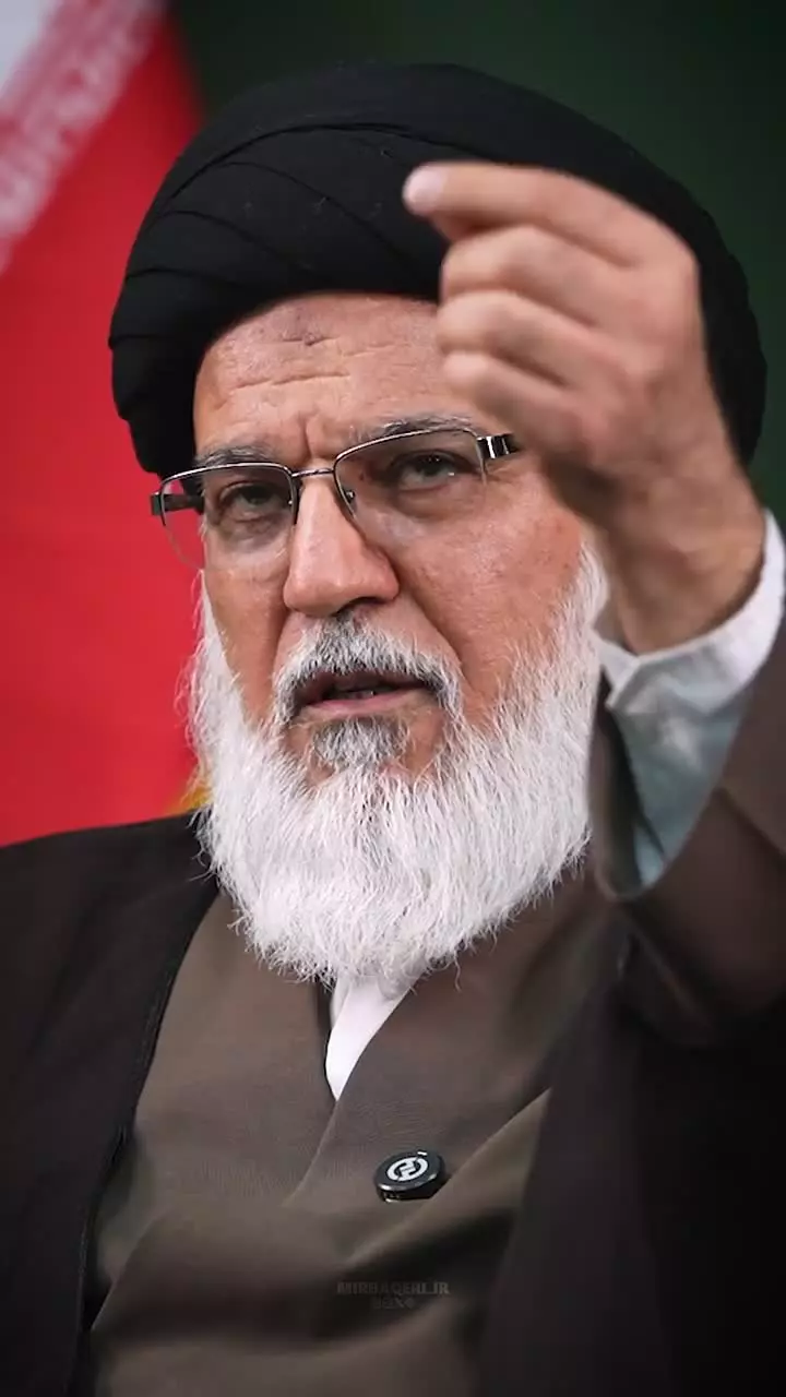 استقامت مردم، آتش دشمن را بی‌اثر می‌کند.