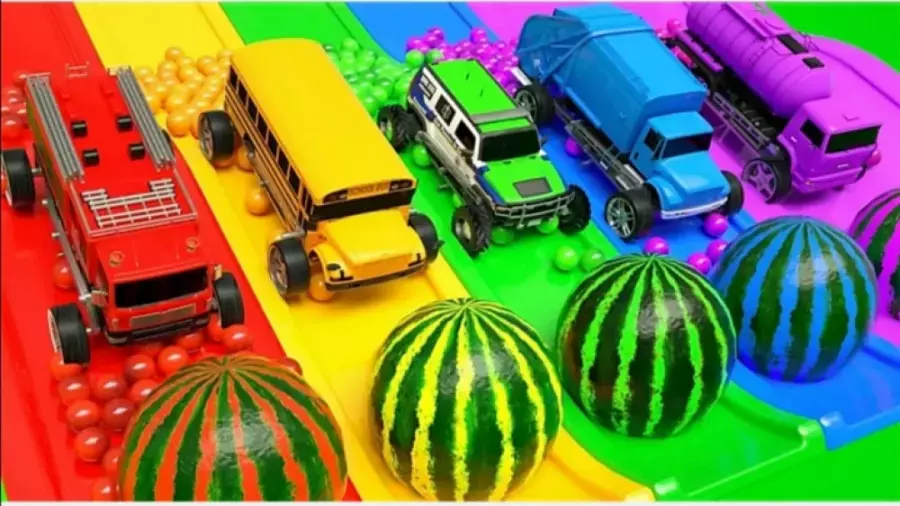 چالش هیجان‌انگیز توپ هندوانه‌ای در دنیای ماشین‌های رنگی!