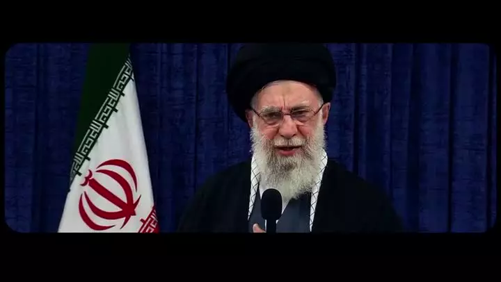 ایرانِ سربلند 🌷 روایت اخیر رهبر انقلاب از پاسخ کوبنده ملّت ایران