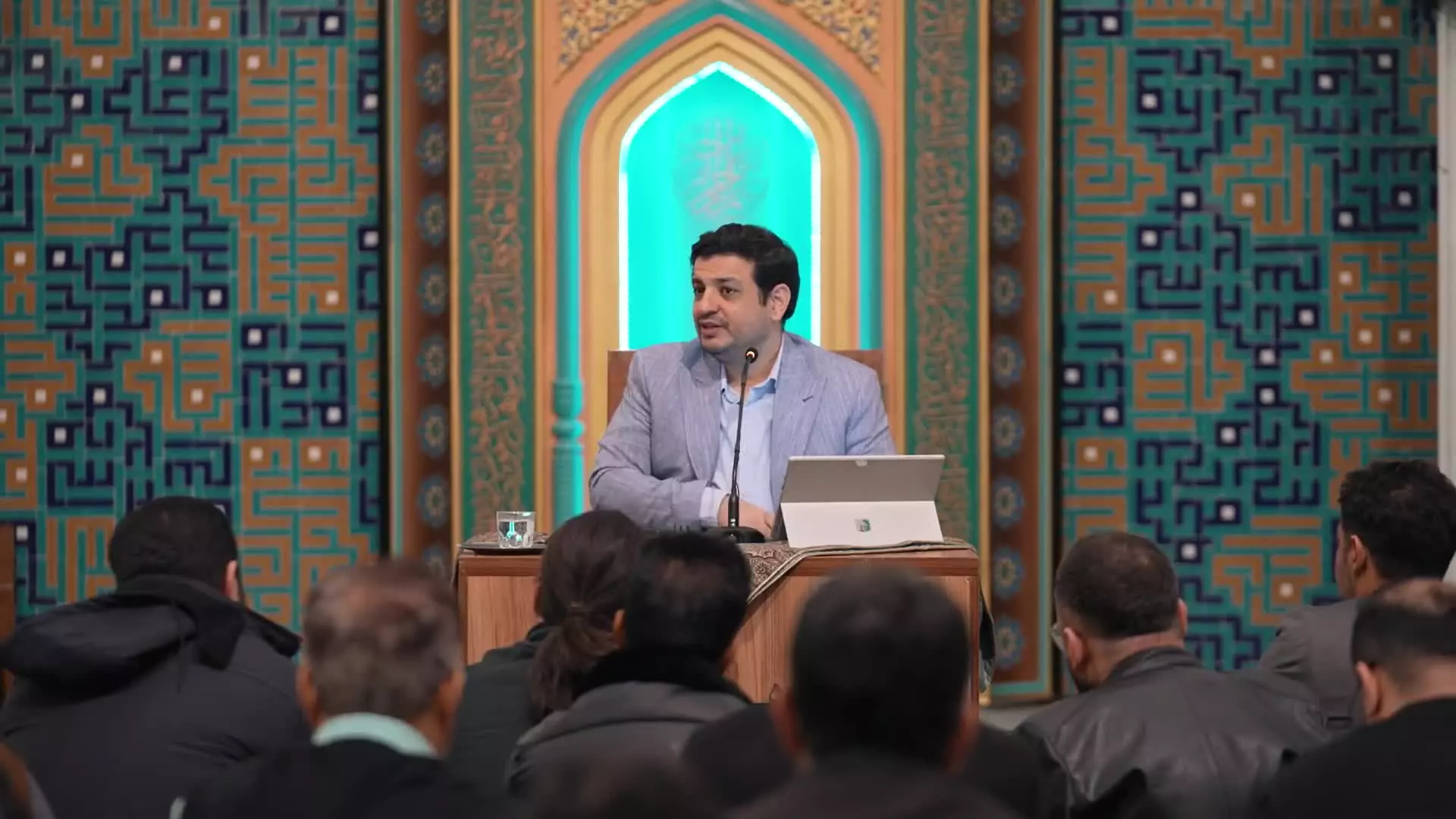 سخنرانی استاد علی اکبر رائفی پور  تفسیری بر دعای ندبه - جلسه52