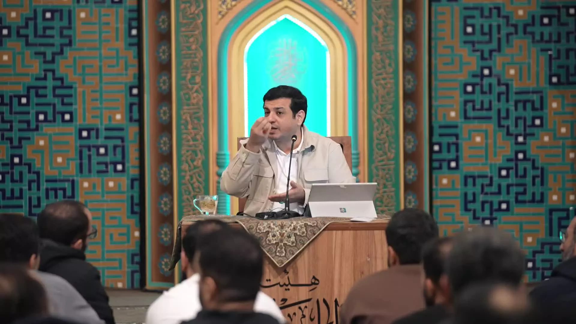 سخنرانی استاد علی اکبر رائفی پور  تفسیری بر دعای ندبه - جلسه54