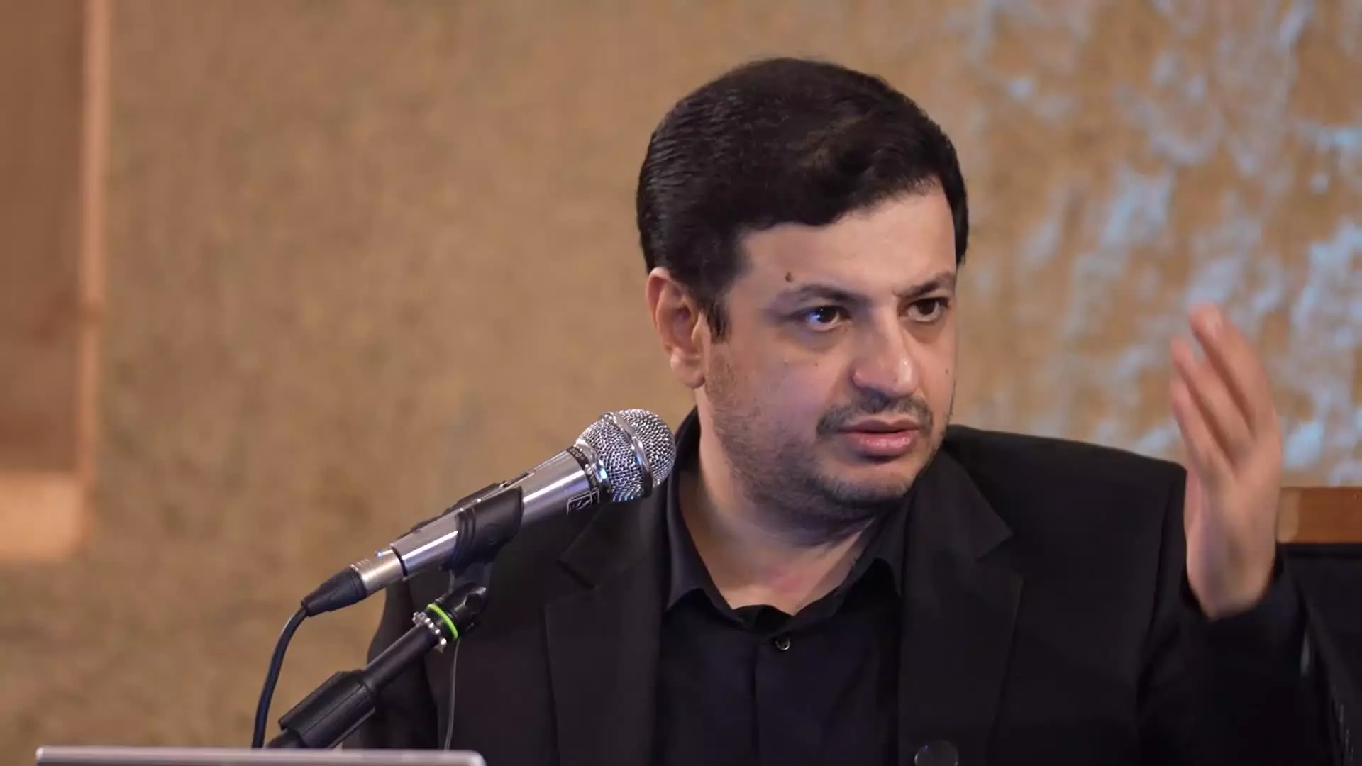 سخنرانی  رائفی پور  حضرت زهرا سلام‌الله‌علیها نگهبان دین - جلسه6